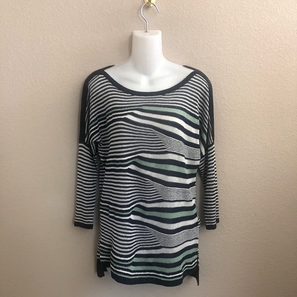 NIC+ZOE Tops - 3/$20 NIC + ZOE Striped Open Knit Top
